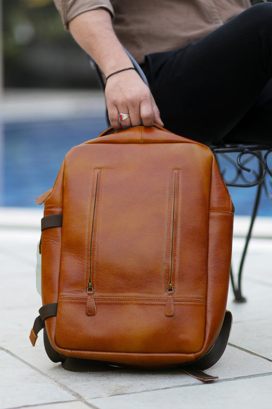 Luxurious Leather Backpack – Brown Vintage Laptop Travel Bag