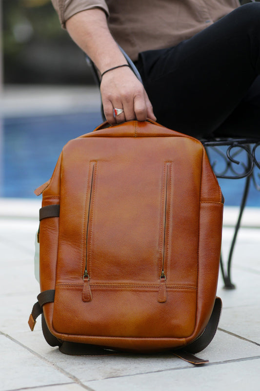 Luxurious Leather Backpack – Brown Vintage Laptop Travel Bag Godzi Leather