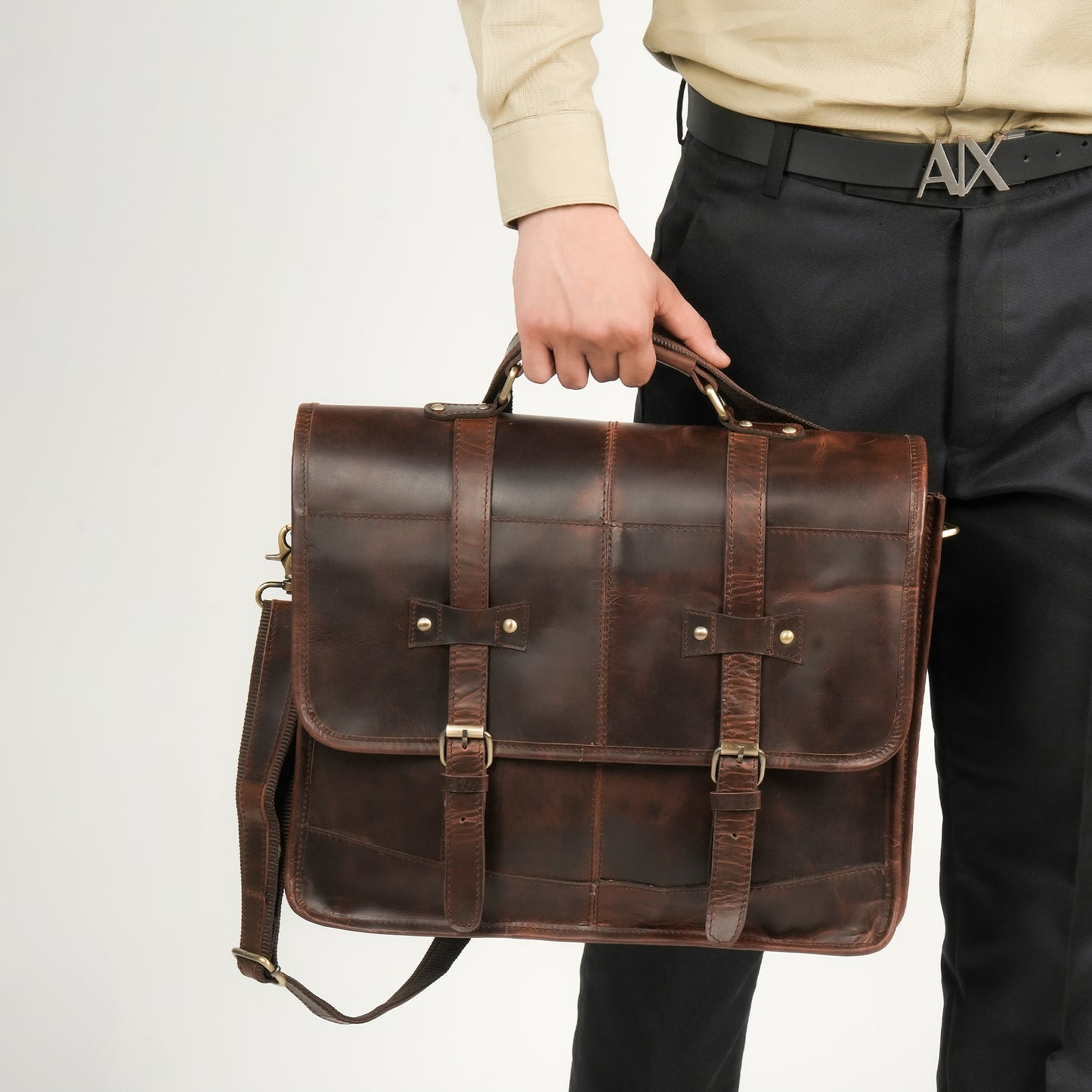 Godzi Handmade Leather Messenger Bag