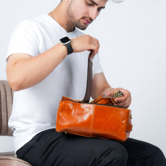 Godzi Groomer Leather Toiletry Bag Godzi Leather