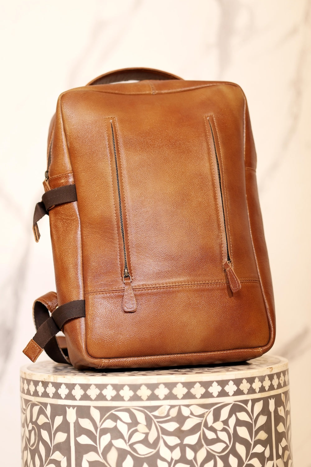 Luxurious Leather Backpack – Brown Vintage Laptop Travel Bag Godzi Leather