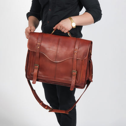 Godzi Goat Leather Messenger Bag – Vintage Brown