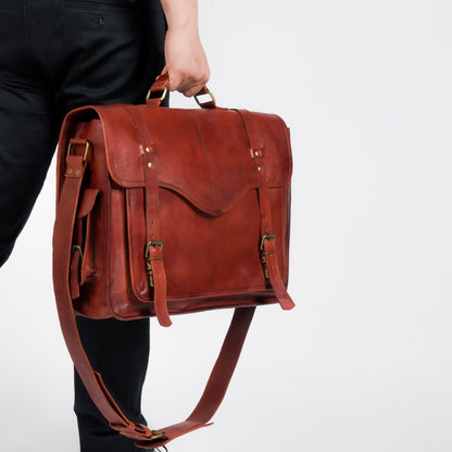 Godzi Goat Leather Messenger Bag – Vintage Brown