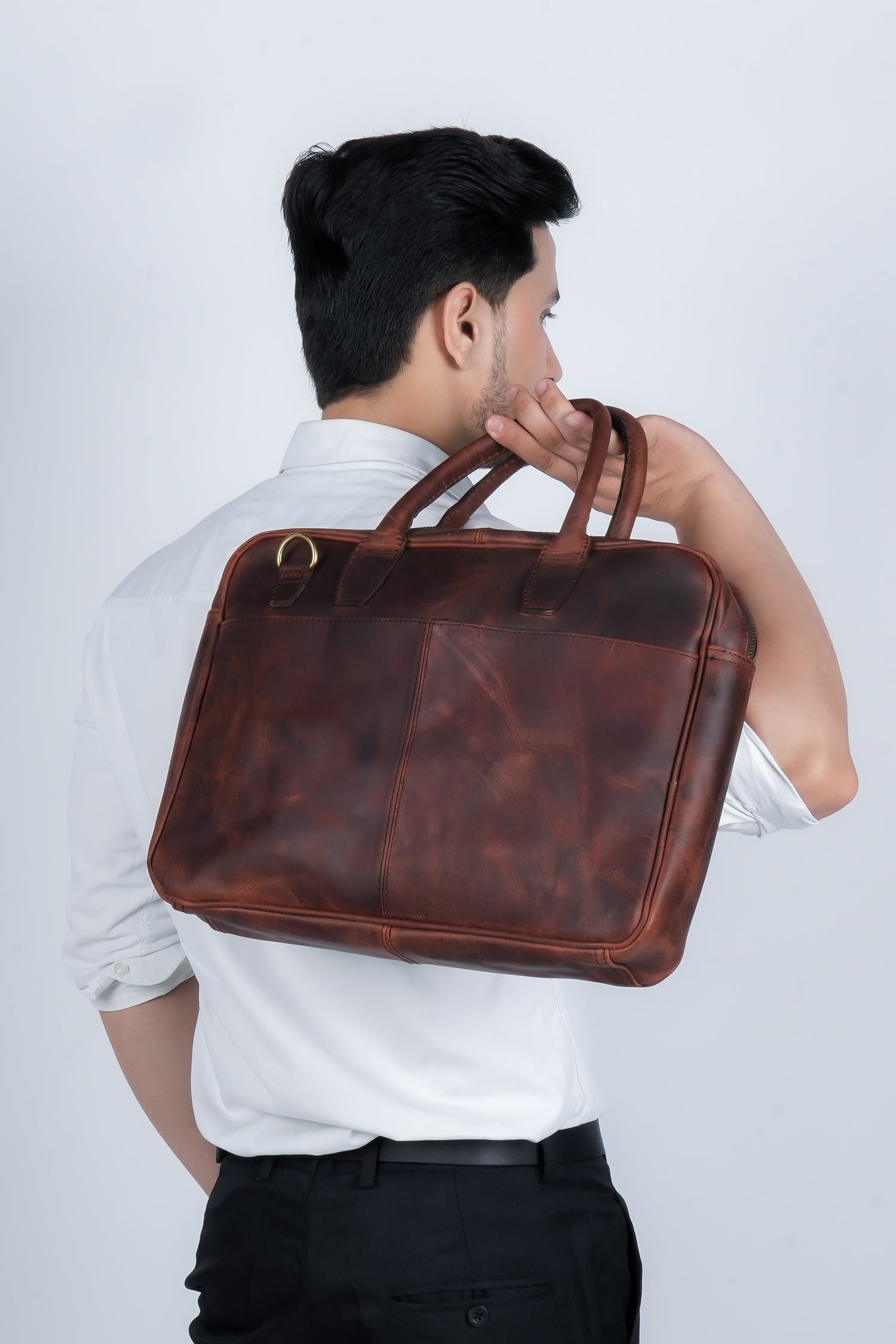 Godzi Buffalo Leather Briefcase – The Professional