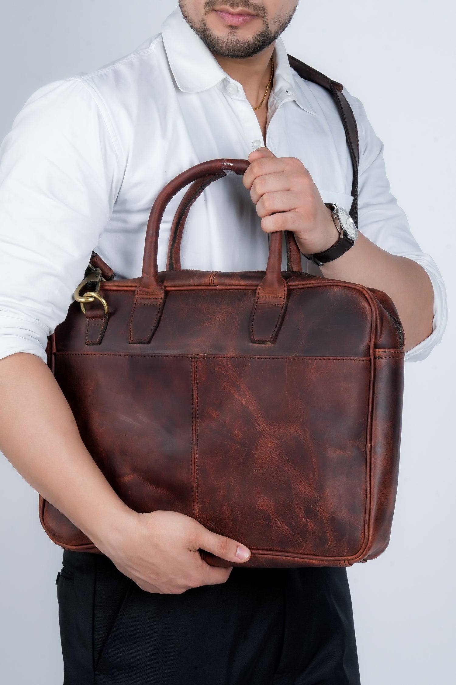 Godzi Buffalo Leather Briefcase – The Professional
