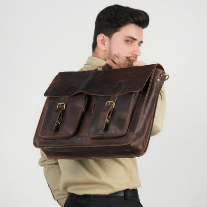 Godzi Buffalo Leather Messenger – The Designer