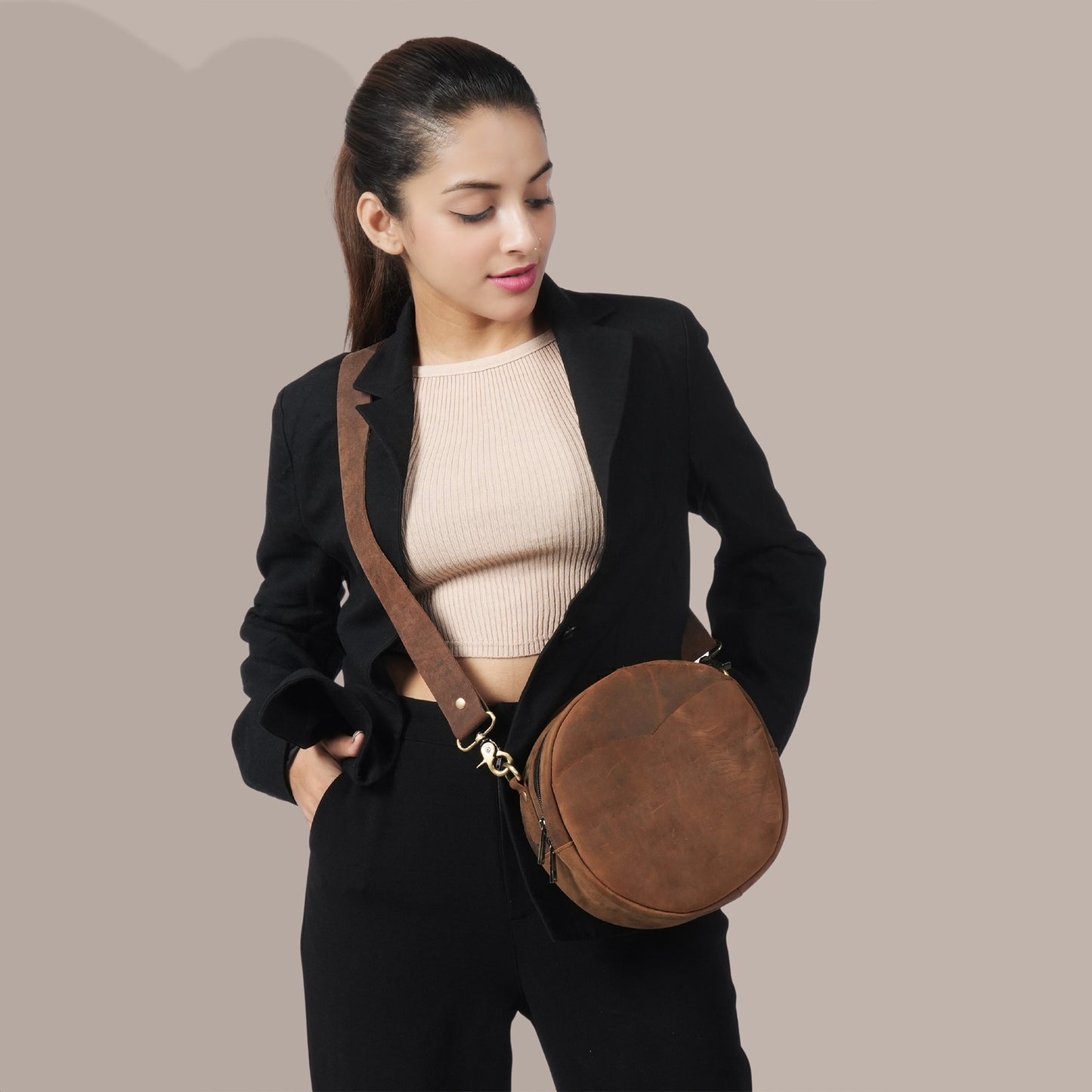 Godzi Round Buffalo Leather Sling Bag