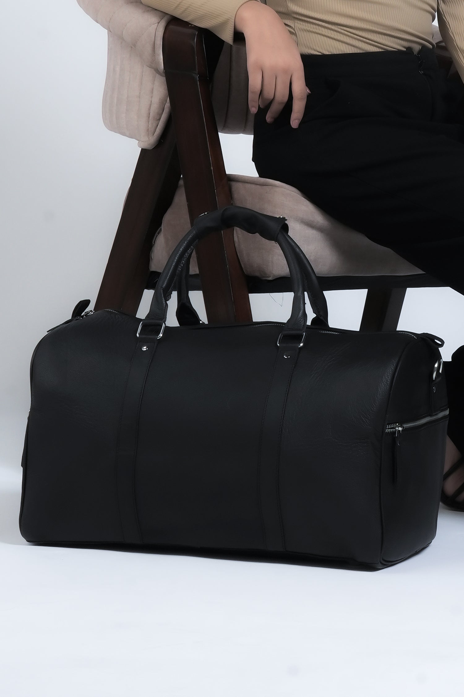 Godzi Black Leather Duffle Bag