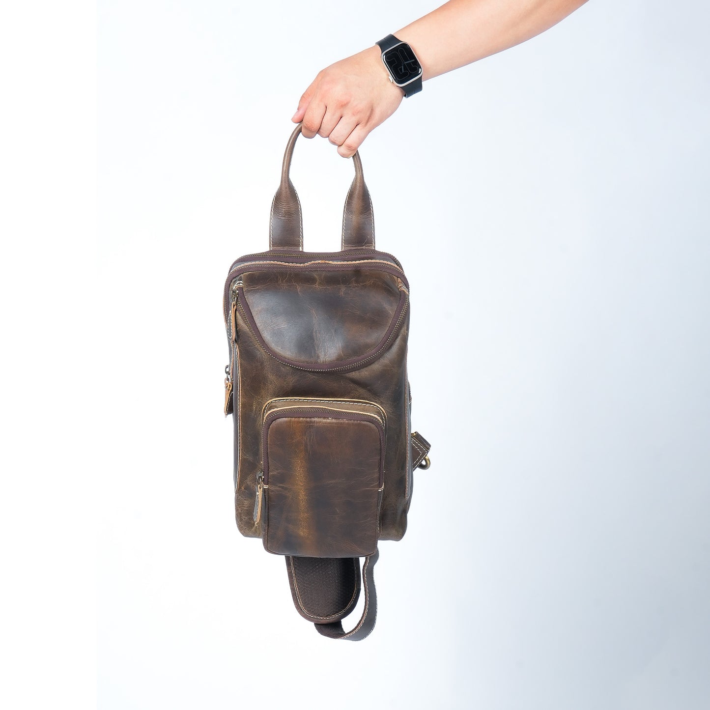 Godzi Men’s Buffalo Leather Sling Bag