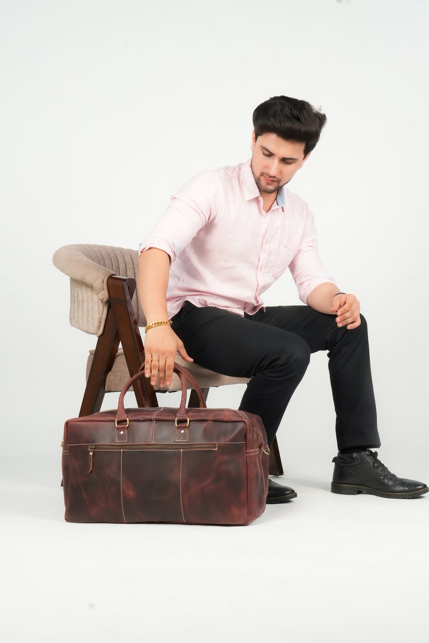 Godzi Buffalo Leather Duffle Bag – Cabin Size