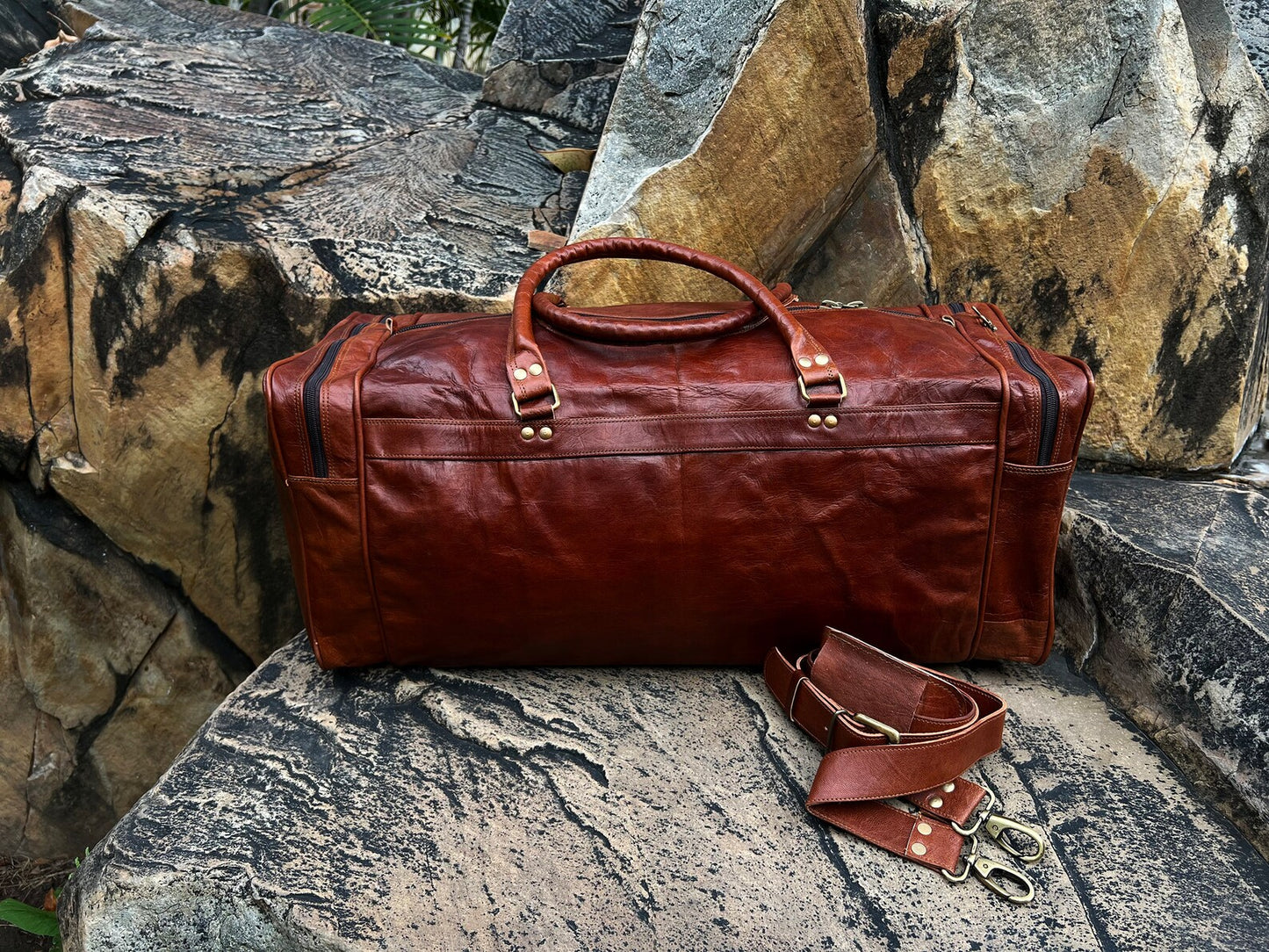 Godzi LeatherLuxe Duffle Bag